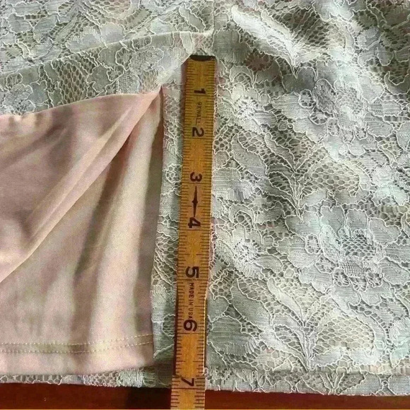 New Eliza J | Cold Shoulder Dress Lace Ivory peach lining Size 10 Wedding Formal - Picture 11 of 16